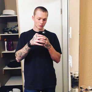 Meet your Posher, Sam